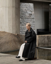 画像をギャラリービューアに読み込む, Double breasted orver coat - Black -