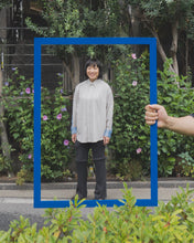 画像をギャラリービューアに読み込む, 【予約販売】コットンガーゼボタンダウンシャツ - ライトグレー×サックス -