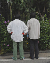 画像をギャラリービューアに読み込む, 【予約販売】コットンガーゼボタンダウンシャツ - ライトグレー×サックス -