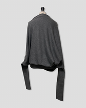 画像をギャラリービューアに読み込む, Asymmetry dolman sleeve knit
