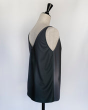 画像をギャラリービューアに読み込む, MeisMe × Yukari Yoshii Square neck camisole - with Framed Art Print
