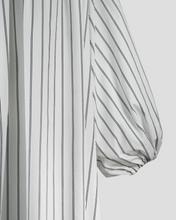 画像をギャラリービューアに読み込む, 【予約商品】MeisMe × Atsuko Fujita Gathered puff dress - Assorted fabric
