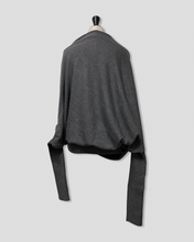 画像をギャラリービューアに読み込む, 【予約商品】New Asymmetry dolman sleeve knit
